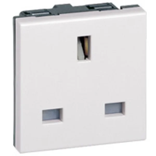 Legrand Eloe Socket 3x13A 2-Mod - Image 2