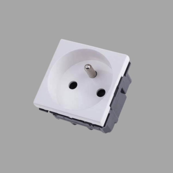 Legrand Eloe Socket 2P+T 16A 2-Mod