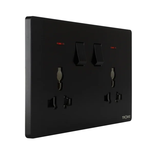 PANASONIC SWITCH SOCKET DBL UNIVERSAL - BLACK